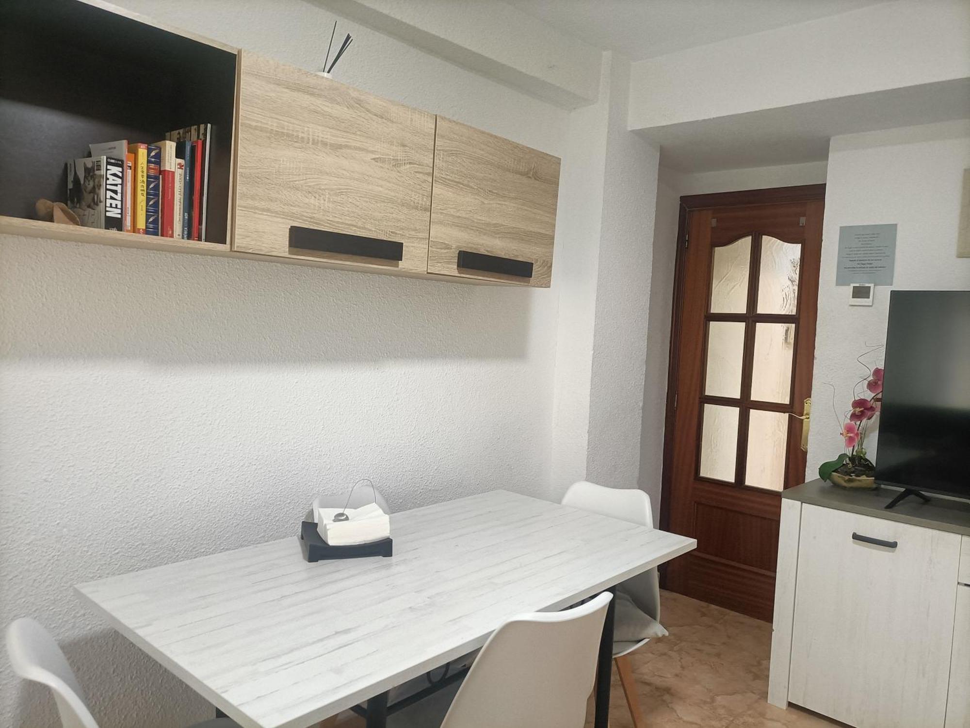 Apartamento Espacioso Frente Al Corte Ingles Con Plaza De Garaje Gratis - Vu75 Salamanka Zewnętrze zdjęcie